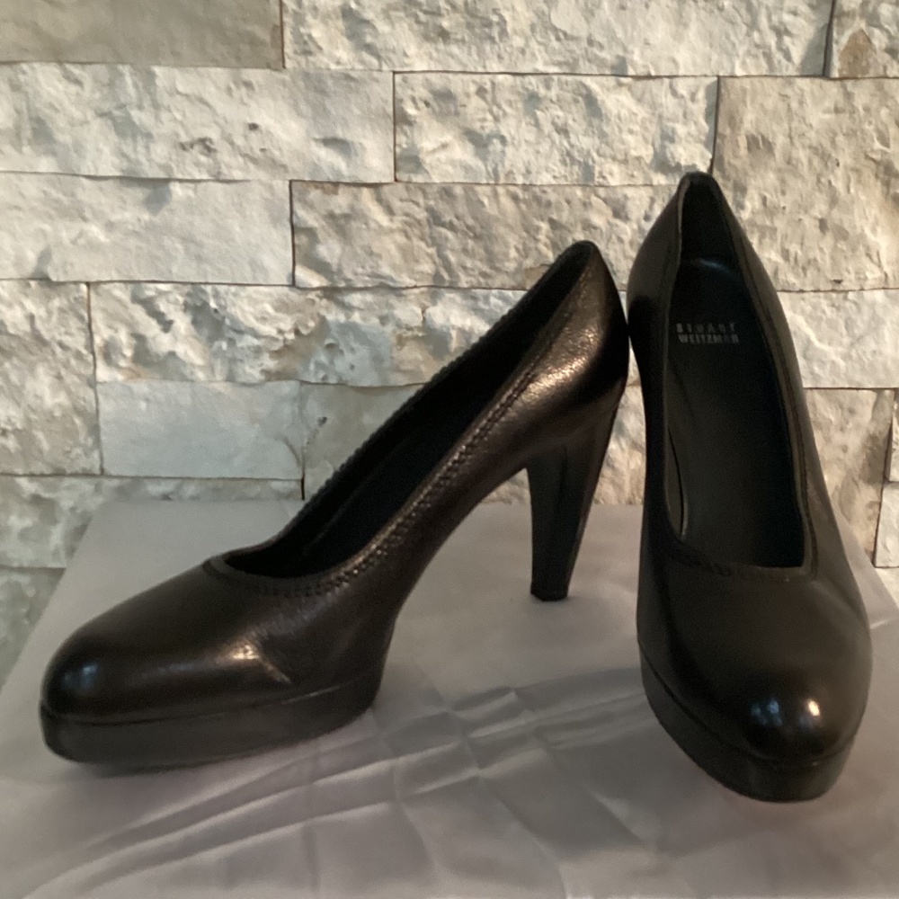 Stuart Weitzman Platform Pumps